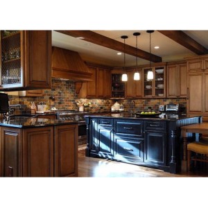 Traditional Family kitchen by Christiana Cabinetry